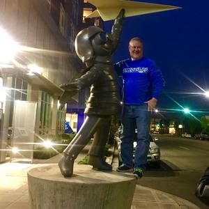 Meet your Posher, Alan